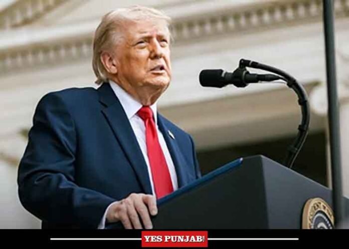 US Donald Trump on mic