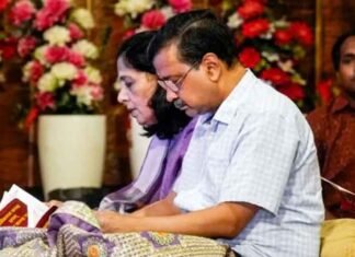 signature campaign led by Arvind Kejriwal