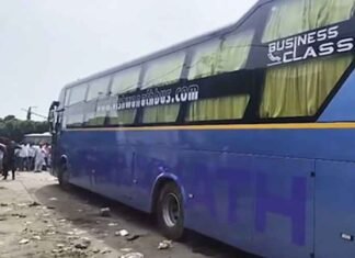 Delhi women’s panel seeks fast-track trial in alleged gang-rape of 16-year-old on moving bus 16-year-old gang-raped in moving sleeper bus in UP