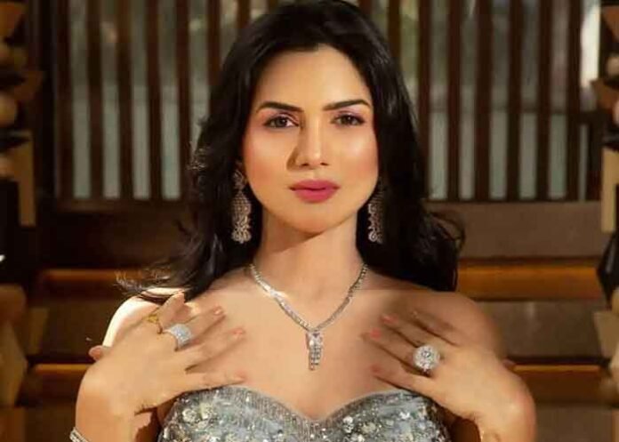 Akanksha Chamola Actress 1