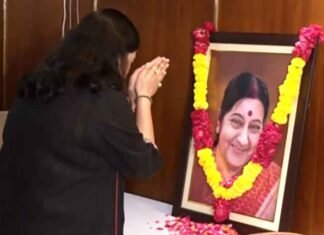 BJP MP Bansuri Remembers Mother Sushma Swaraj on Seventh Death Anniversary Bansuri remembers mother Sushma Swaraj