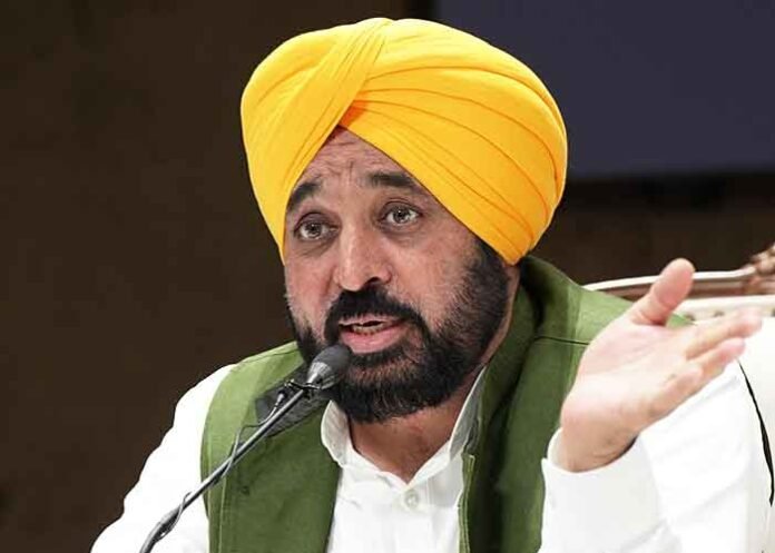 CM Bhagwant Mann on mic slams