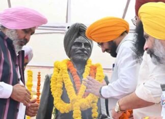 Cabinet Ministers Cheema, Sond Pay Tribute to Shaheed Karnail Singh