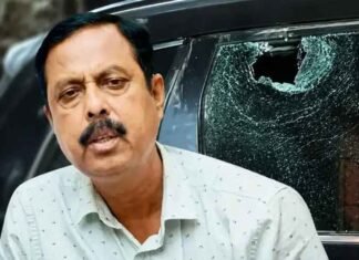 Ex-MLA Arabul Islam’s Car Attacked With Crude Bombs, Bricks in Bengal’s Bhangar Ex-MLA Arabul Islam car was allegedly attacked