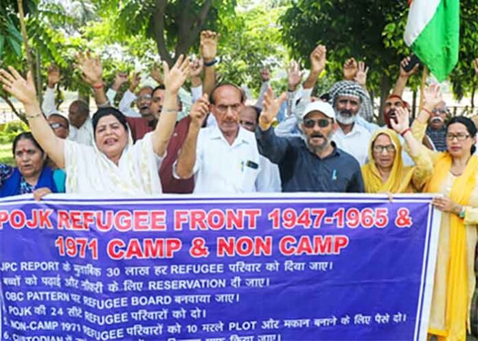 Fresh threat letters targeting Kashmiri Pandits have put alleged ISI-linked front organisations in J&K