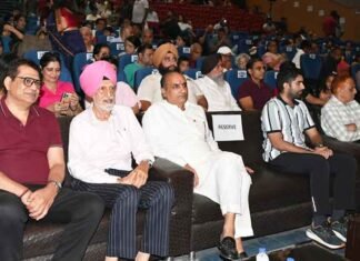 ‘Hamare Ram’ Draws Full-House Response in Jalandhar; Mohinder Bhagat, Deepak Bali Attend Hamare Ram received an enthusiastic response in Jalandhar
