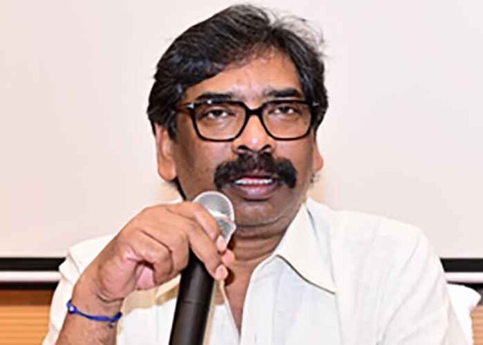 Hemant Soren on mic