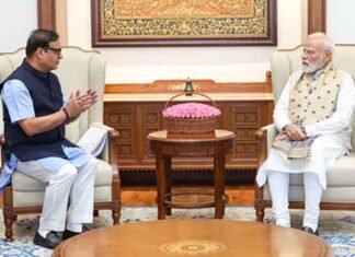 Himanta Biswa Sarma meets PM Modi