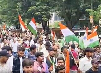 Jharkhand Students Hold Tiranga Yatra in Ranchi Amid JPSC, JSSC Exam Row Jharkhand students hold a Tiranga Yatra in Ranchi