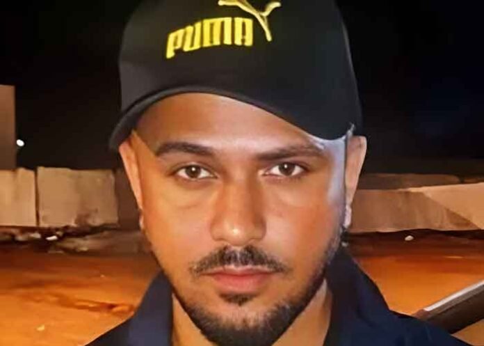 Man Suhail hacked to death by bike-borne men at traffic signal 1