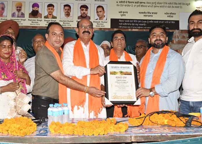 Mohinder Bhagat Hears Residents’ Grievances