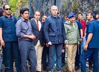 J&K CM Omar Abdullah visits flood-hit Rajouri, assures Govt support to affected families Omar Abdullah visited flood-hit Rajouri areas