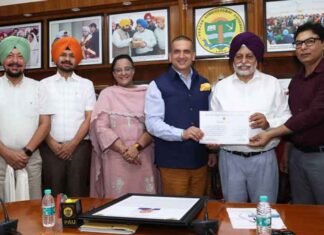 PAU Honours Punjab State Information Commissioner Harpreet Singh Sandhu for Promoting University’s Legacy and Heritage PAU Honours State Information Commissioner Harpreet Singh Sandhu