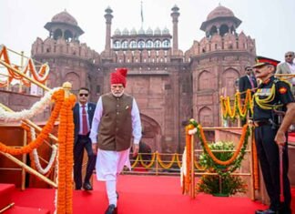 PM Modi’s Red Fort Speeches Total Record 1,177 Minutes, Surpassing Nehru, Indira Gandhi and Manmohan Singh PM Modi Red Fort speeches