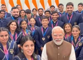 ‘Those who play, will flourish’: PM Modi meets India’s CWG medallists