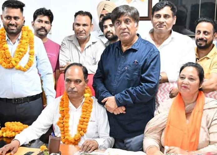 Praveen Saini elected as Hoshiarpur Mayor
