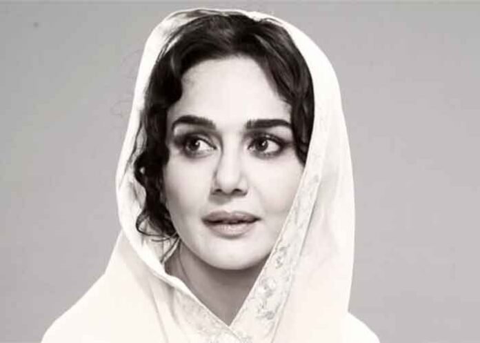 Preity Zinta look Batwara 1947