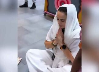 Preity Zinta Offers Prayers at Indian Temple in Paris on Last Monday of Sawan Preity Zinta offers prayers