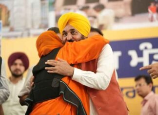 Punjab expands Mukh Mantri Tirath Yatra Yojna, 15 buses flagged off for major pilgrimage sites