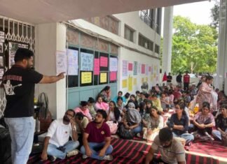 Punjabi University Students Intensify Fee Hike Protest, Announce Jaggo March