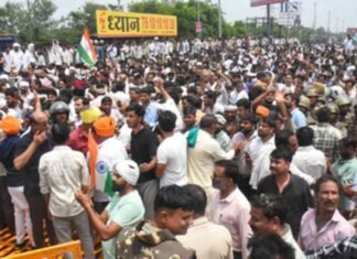Right-wing activists disrupt religious gathering at MP school; police to probe conversion allegations