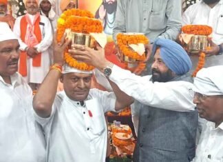 Sacred Soil from Guru Ravidas Ji’s Birthplace Reaches Punjab, BJP Begins Kalash Yatra Sacred Soil from Guru Ravidas Ji Birthplace