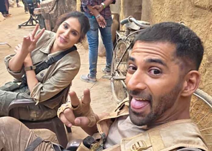 Sagarika Ghatge reunites with Vivan Bhathena