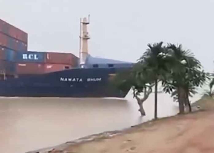 Singapore-flagged container ship hit the Hooghly riverbank near Diamond Harbour