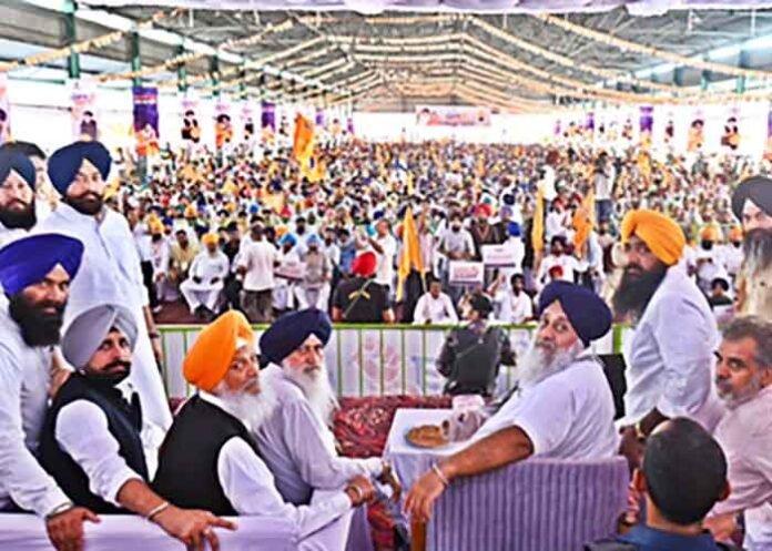 Sukhbir Badal calls Waris Punjab De