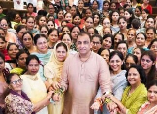 Thousands of Women Tie Rakhi to Nitin Kohli in Jalandhar Central, AAP Leader Vows to Honour Their Trust Thousands of Women Tie Rakhi to Nitin Kohli