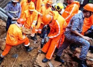 landslide hits Mumbai Ghatkopar