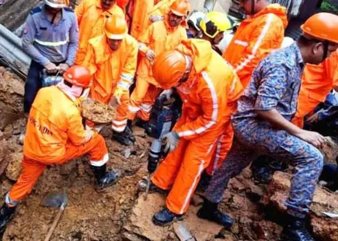landslide hits Mumbai Ghatkopar