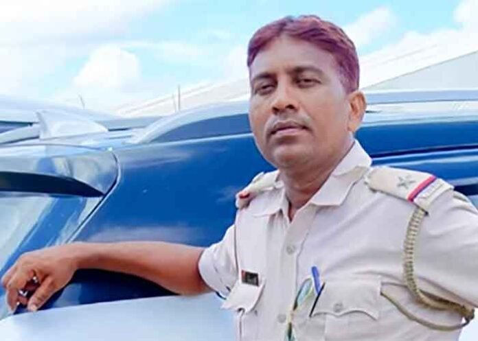 ASI ASI Sadiq Ali Police team attacked in Bengal