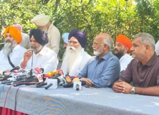 Punjab Politics: Former ED Officer Niranjan Singh, Ex-DSP Balwinder Singh Sekhon Join Akali Dal ‘Waris Punjab De’ Akali Dal Waris Punjab De in Chandigarh