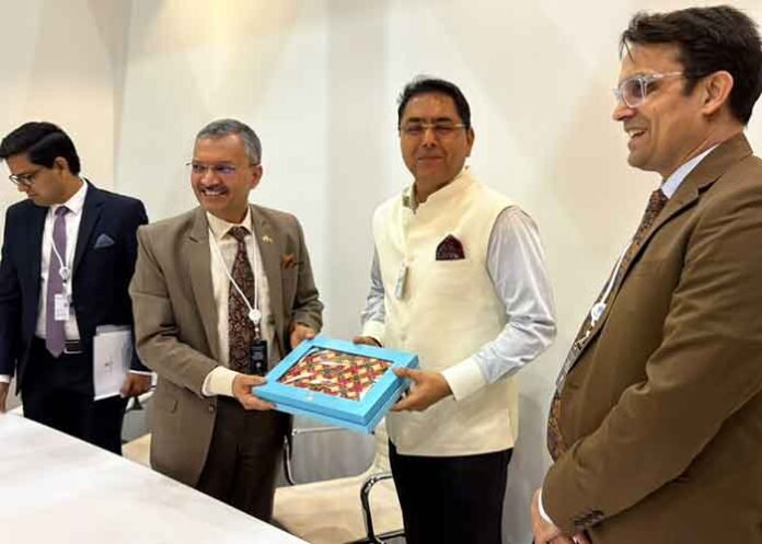 Aman Arora meets UAE business leaders
