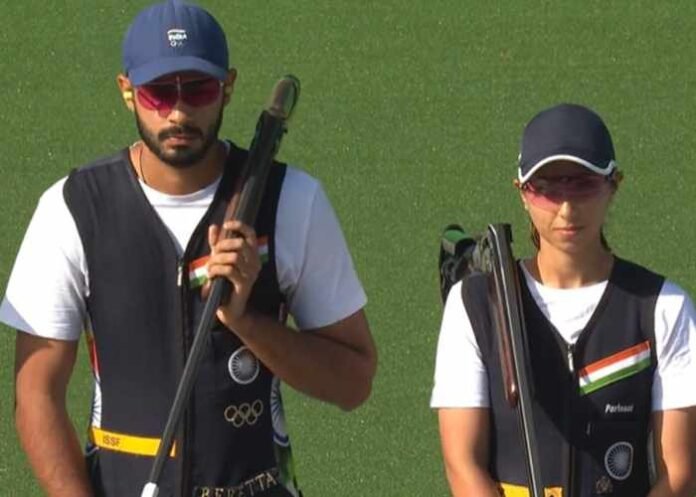 Anantjeet Singh Naruka-Parinaaz Dhaliwal Win Indias 1st Skeet Mixed Team Medal