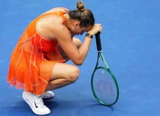 Sabalenka Smashes Racquet, Yells at Cameraman After US Open Final Loss to Rybakina Aryna Sabalenka Loss and Emotional