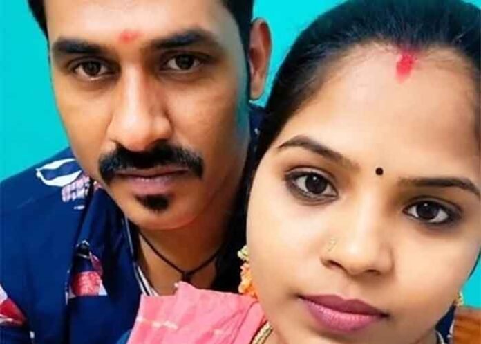 Autorickshaw driver Raghavendra son of Muniraju and his wife Shruthi Raghavendra Bengaluru
