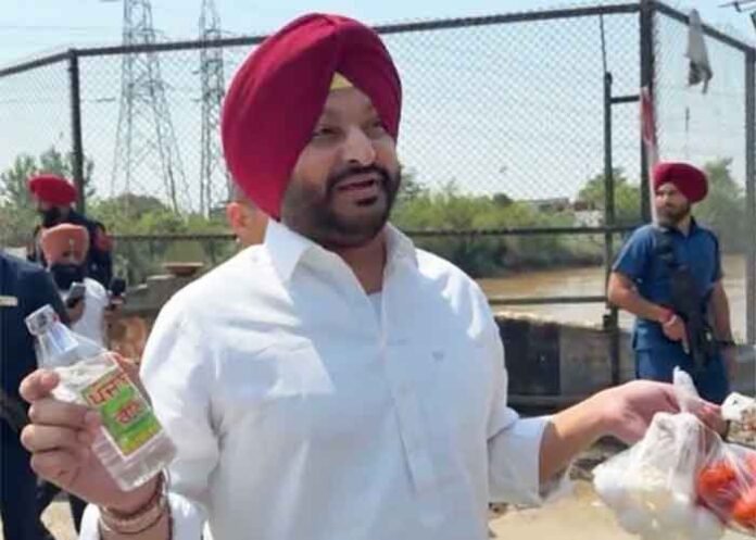 BJP leader Ravneet Bittu was detained in Ludhiana