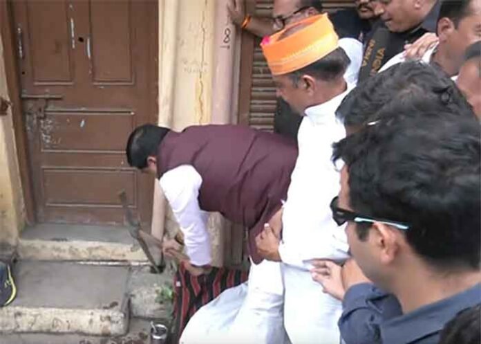 CM Yadav demolishes part of his ancestral home