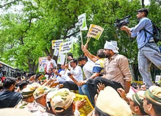 Congress Protests SIR in Madhya Pradesh, Demands Transparency from Election Commission Congress turns SIR protest into political battle in MP
