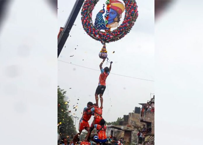 Dahi Handi celebrations in Mumbai