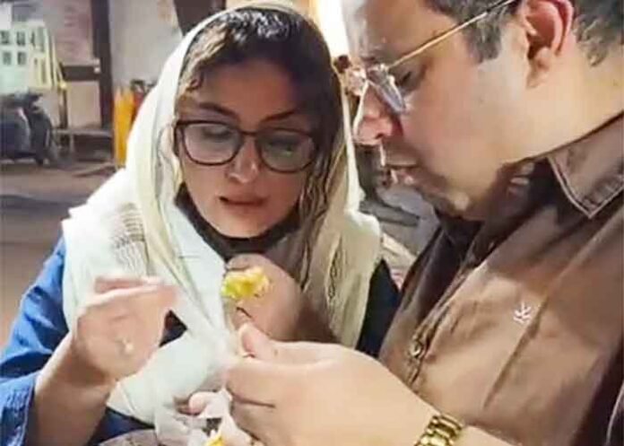 Divya Dutta enjoys late-night food