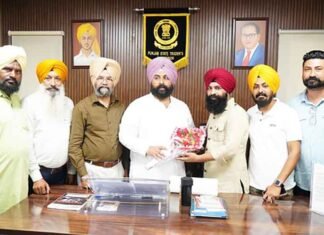 Punjab Minister Harjot Bains Visits Trade Commission Office in Rupnagar, Meets Traders to Hear Their Problems Harjot Singh Bains visits Punjab State Trade Commission office