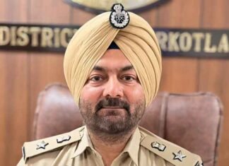 Malerkotla Police Arrest Three Armed History-Sheeters, Recover Two Pistols and Six Live Cartridges Harkamalpreet Singh Khakh as Malerkotla SSP