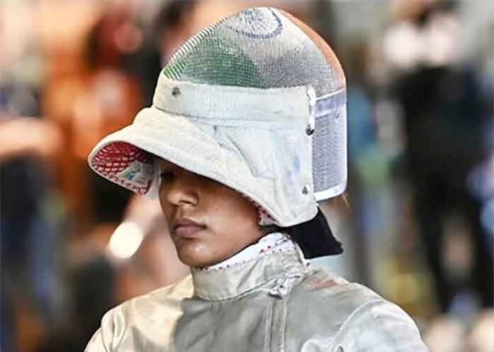 India record 20-member fencing contingent