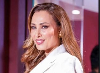 Iulia Vântur Calls First Ganpati Visarjan in Mumbai a ‘Holy Experience’
