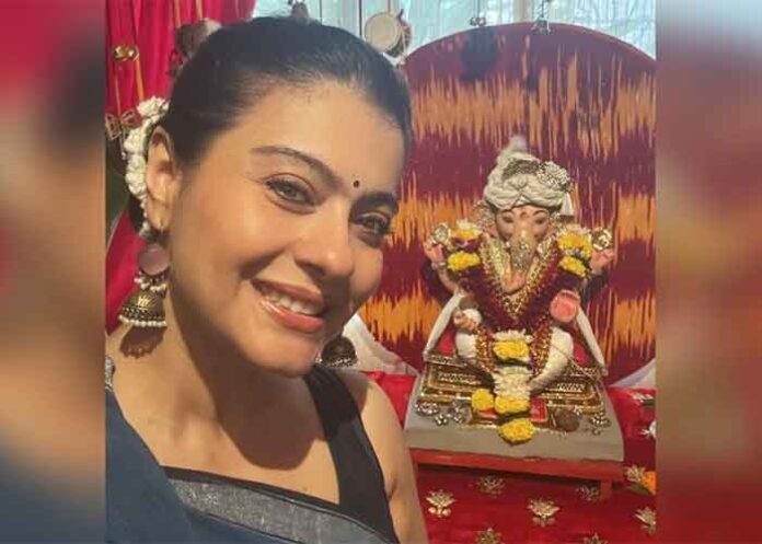Kajol visits Ganpati pandal for Bappa darshan