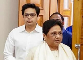 ‘Akash Anand Doesn’t Need Any Enemy’: Congress, SP React to BSP Expulsion Mayawati expels nephew Akash Anand from BSP