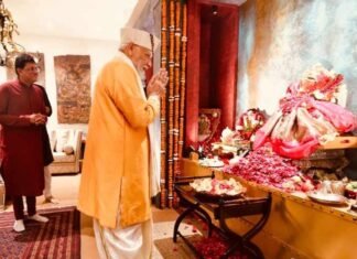 PM Modi Offers Prayers at Piyush Goyal’s Residence on Ganesh Chaturthi